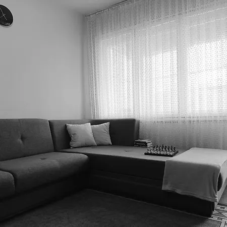 Apartament Base *
