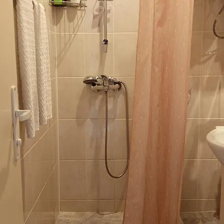 Base Apartman